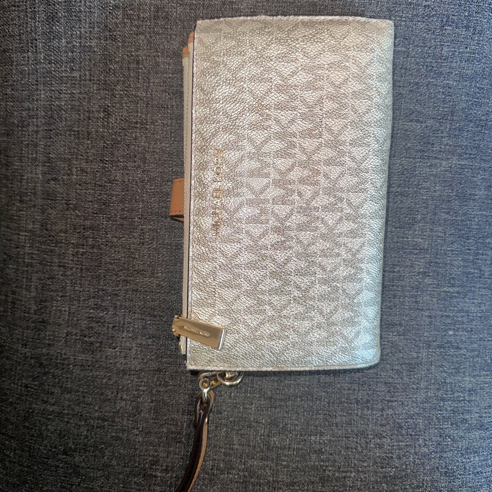 Michael Kors Metallic Gold Wristlet